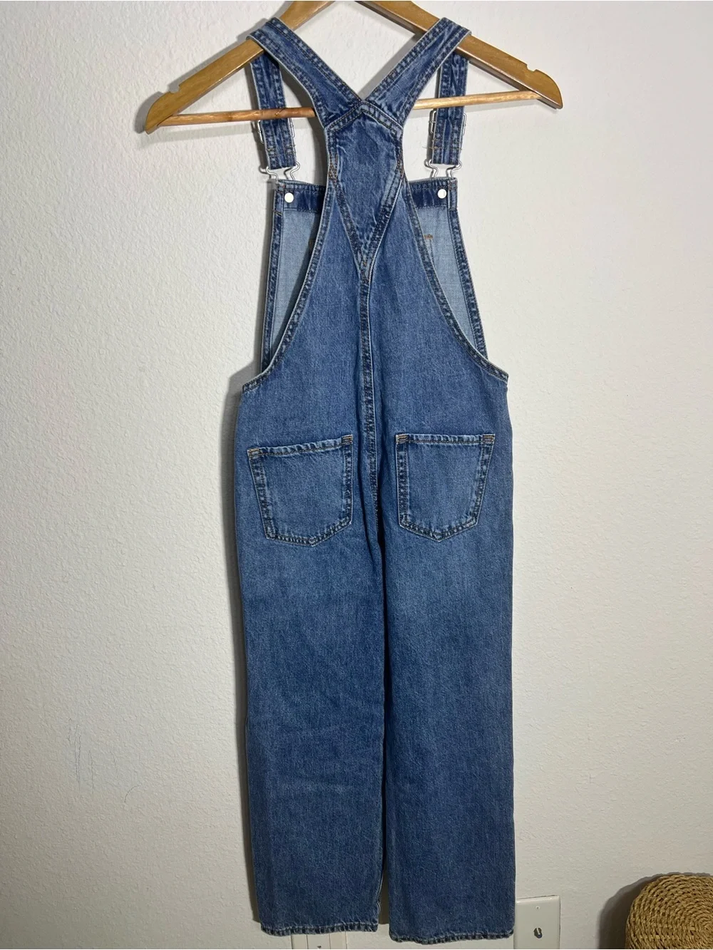 GAP • kids denim distressed overalls size medium